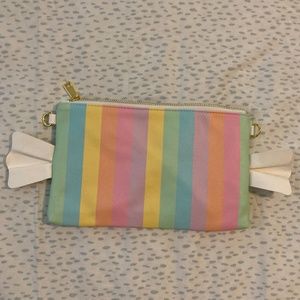 Studio DIY Can’t Clutch This limited release candy handbag